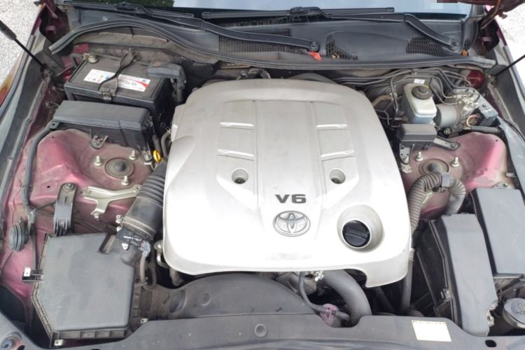 Used Toyota Reiz 2010 2.5V Fengdu Elite Edition Engine Bay
