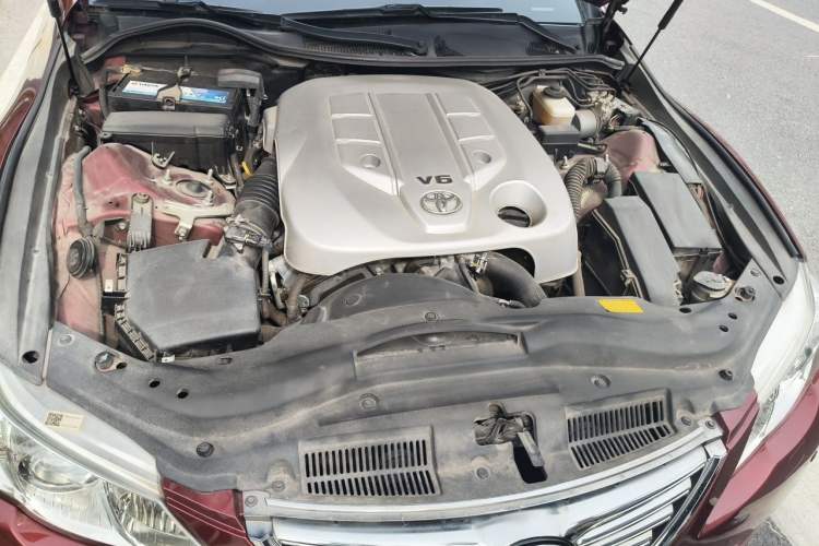 Used Toyota Reiz 2010 2.5V Fengdu Elite Edition Engine Bay