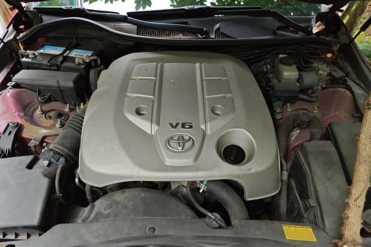 Used Toyota Reiz 2010 2.5S Fengdu Jinghua Edition Engine Bay