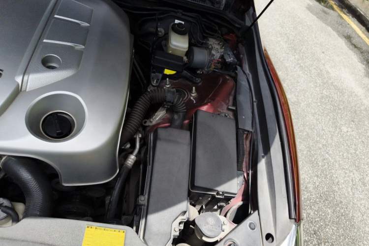 Used Toyota Reiz 2010 2.5V Fengdu Elite Edition Engine Bay Left