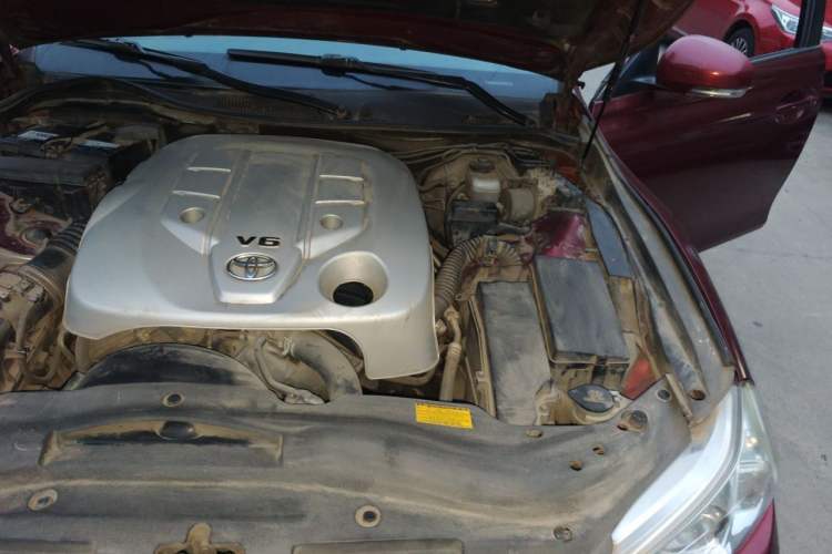Used Toyota Reiz 2010 2.5V Fengdu Elite Edition Engine Bay Left