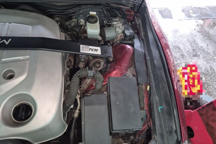Used Toyota Reiz 2010 2.5S Fengdu Jinghua Edition Engine Bay Left
