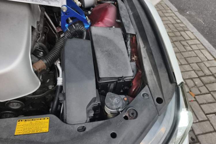 Used Toyota Reiz 2010 2.5V Fengdu Elite Edition Engine Bay Left