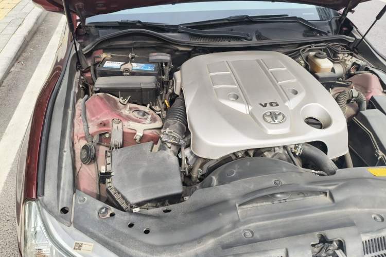 Used Toyota Reiz 2010 2.5V Fengdu Elite Edition Engine Bay Right