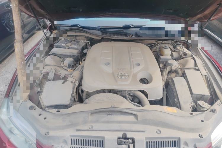 Used Toyota Reiz 2010 2.5V Fashion Elite Edition Engine Bay