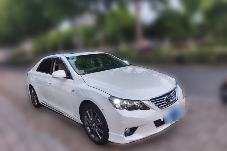 Used Toyota Reiz 2010 2.5V Fengdu Elite Edition Front Right 45 Deg