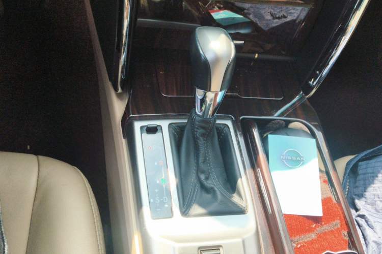 Used Toyota Reiz 2010 2.5V Fengdu Elite Edition Gear Lever