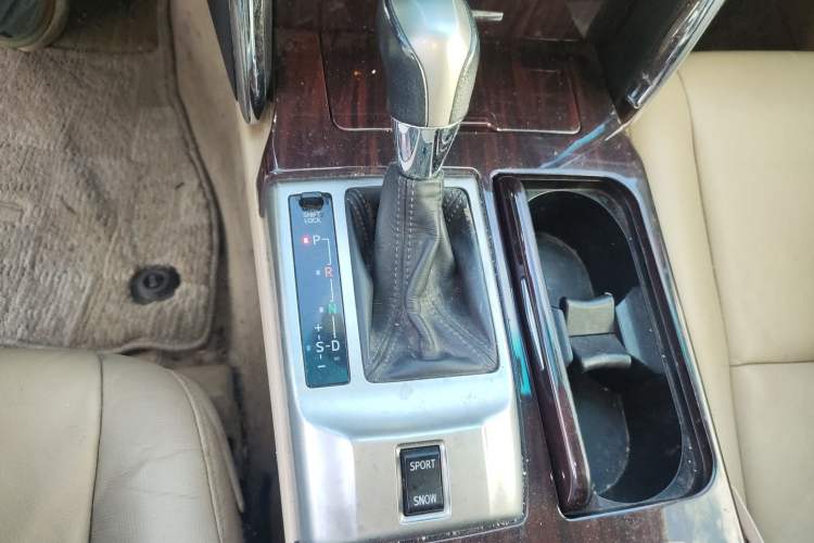 Used Toyota Reiz 2010 2.5S Fengdu Jinghua Edition Gear Lever