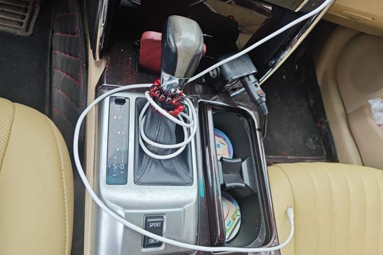 Used Toyota Reiz 2010 2.5V Fashion Elite Edition Gear Lever