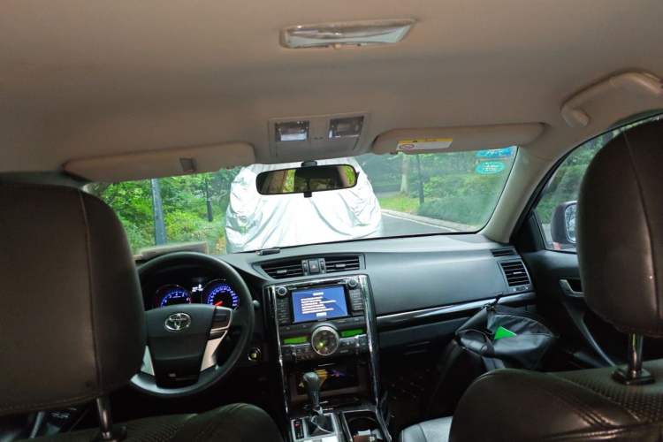 Used Toyota Reiz 2010 2.5S Fengdu Jinghua Edition Headliner
