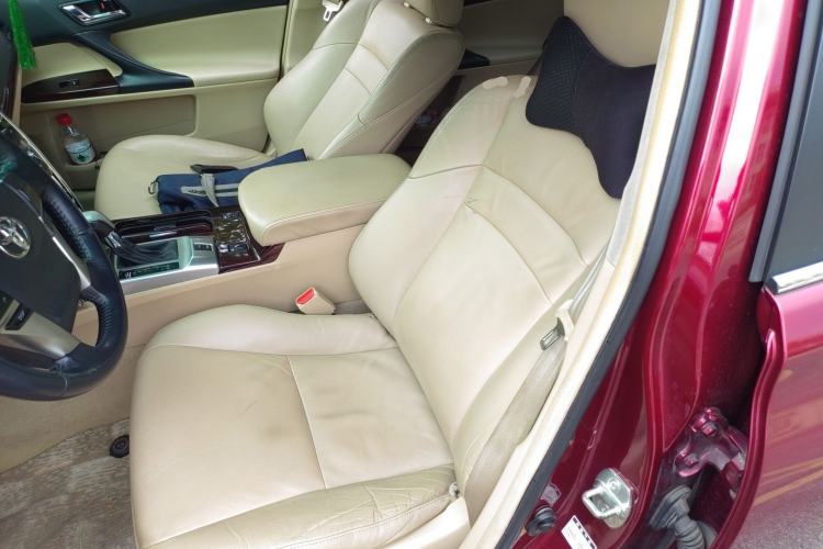 Used Toyota Reiz 2010 2.5V Fengdu Elite Edition Left Front Seat