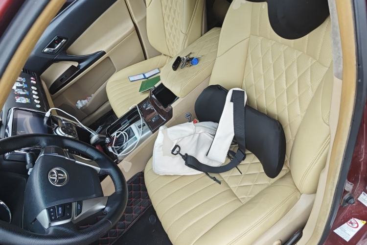 Used Toyota Reiz 2010 2.5V Fashion Elite Edition Left Front Seat