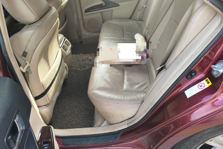 Used Toyota Reiz 2010 2.5S Fengdu Jinghua Edition Left Rear Seat