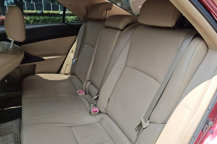 Used Toyota Reiz 2010 2.5V Fengdu Elite Edition Left Rear Seat