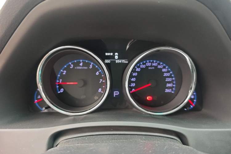 Used Toyota Reiz 2010 2.5V Fashion Luxury Navigation Edition Odometer Close Up