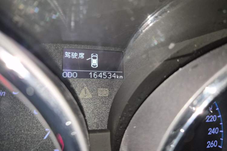 Used Toyota Reiz 2010 2.5S Fengdu Jinghua Edition Odometer Close Up