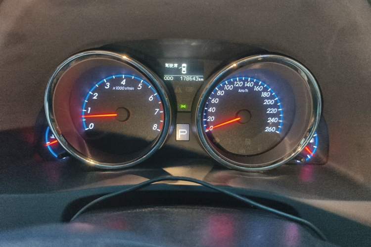 Used Toyota Reiz 2010 2.5V Fengdu Elite Edition Odometer Close Up