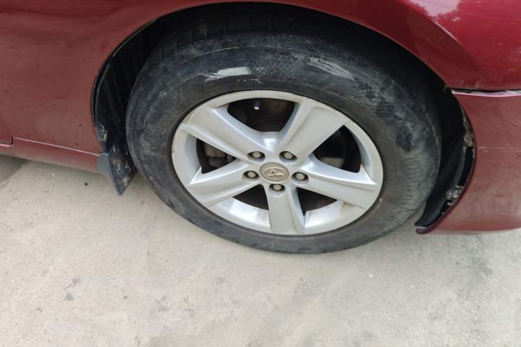 Used Toyota Reiz 2010 2.5V Fengdu Elite Edition Right Front Wheel Hub