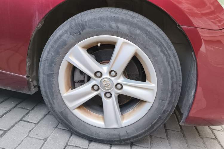 Used Toyota Reiz 2010 2.5V Fengdu Elite Edition Right Front Wheel Hub