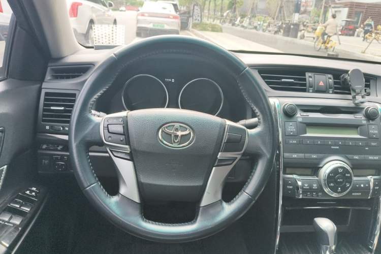 Used Toyota Reiz 2010 2.5V Fengdu Elite Edition Steering Wheel