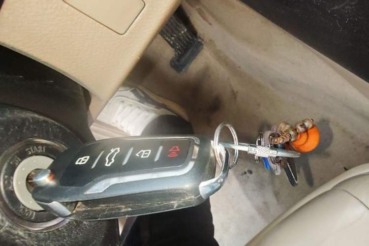 Used Toyota Reiz 2010 2.5V Fengdu Elite Edition Vehicle Key