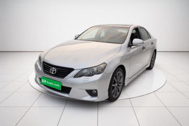 Ojetý Toyota Reiz 2010 2.5V Fengdu Elite Edition