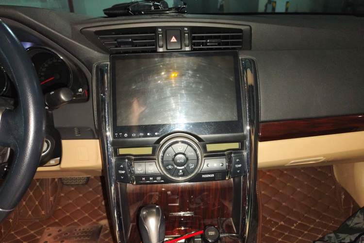 Used Toyota Reiz 2010 2.5V Fengdu Elite Edition Audio And AC Panel