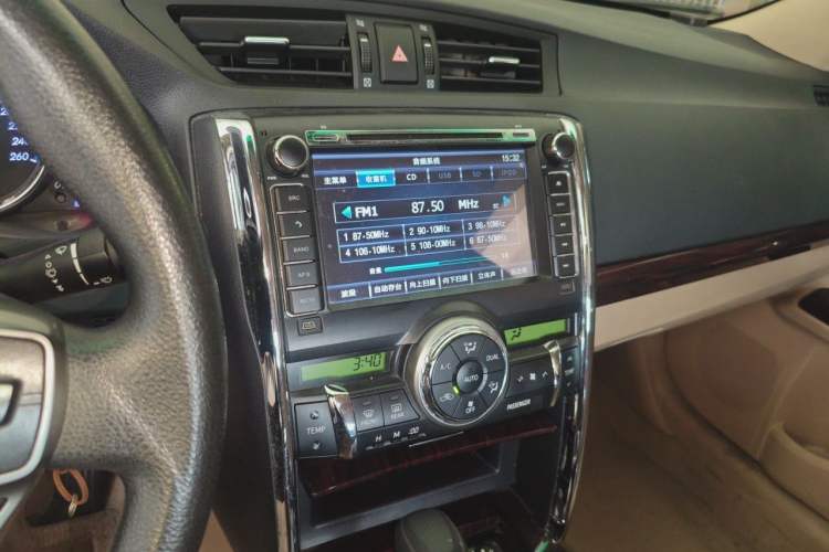 Used Toyota Reiz 2010 2.5S Fengdu Jinghua Edition Audio And AC Panel