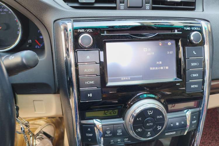 Used Toyota Reiz 2010 2.5V Fengdu Elite Edition Audio And AC Panel