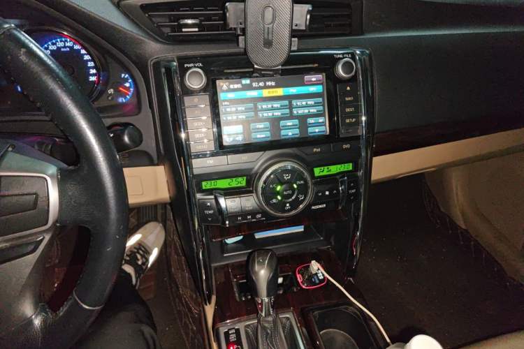 Used Toyota Reiz 2010 2.5V Fengdu Elite Edition Audio And AC Panel