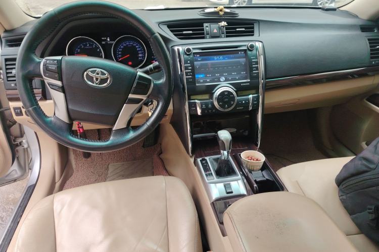 Used Toyota Reiz 2010 2.5V Fengdu Elite Edition Center Console