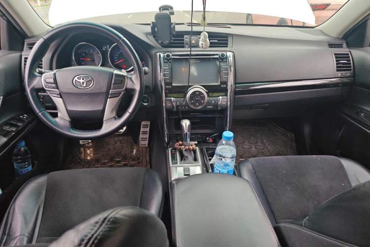 Used Toyota Reiz 2010 2.5V Fashion Elite Edition Center Console