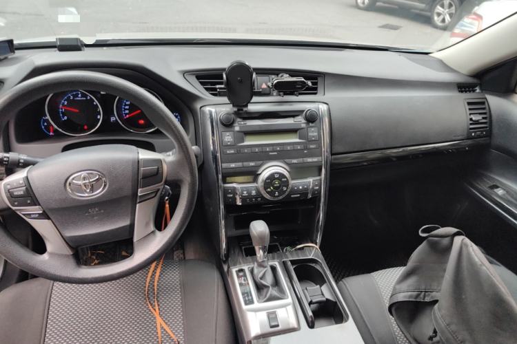 Used Toyota Reiz 2010 2.5S Fengdu Jinghua Edition Center Console