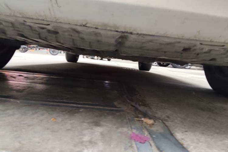 Used Toyota Reiz 2010 2.5V Fengdu Elite Edition Chassis Front