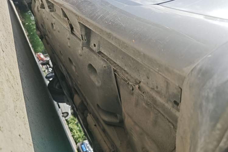 Used Toyota Reiz 2010 2.5V Fengdu Elite Edition Chassis Front Right