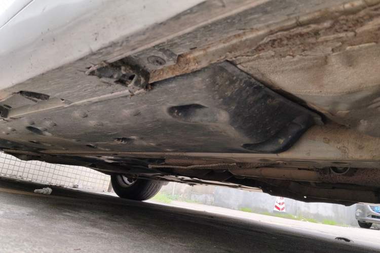 Used Toyota Reiz 2010 2.5S Fengdu Jinghua Edition Chassis Front Right