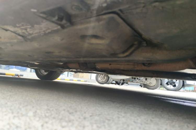 Used Toyota Reiz 2010 2.5V Fengdu Elite Edition Chassis Front Right