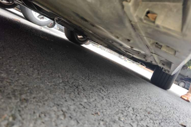 Used Toyota Reiz 2010 2.5S Fengdu Jinghua Edition Chassis Front Right
