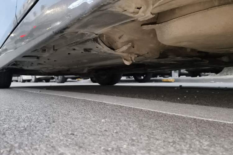 Used Toyota Reiz 2010 2.5V Fengdu Elite Edition Chassis Rear Left