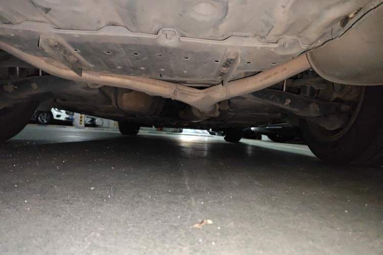 Used Toyota Reiz 2010 2.5V Fengdu Elite Edition Chassis Rear