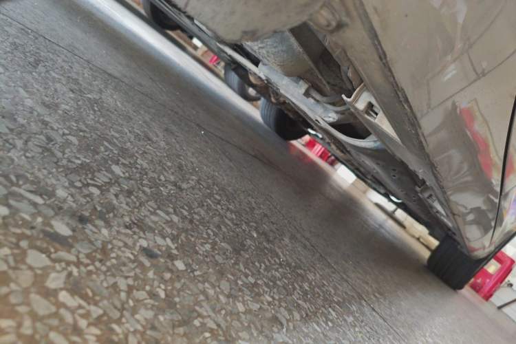 Used Toyota Reiz 2010 2.5S Fengdu Jinghua Edition Chassis Rear Right