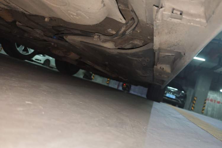 Used Toyota Reiz 2010 2.5V Fengdu Elite Edition Chassis Rear Right