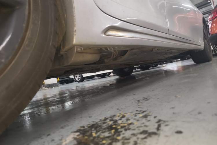 Used Toyota Reiz 2010 2.5V Fashion Elite Edition Chassis Rear Right