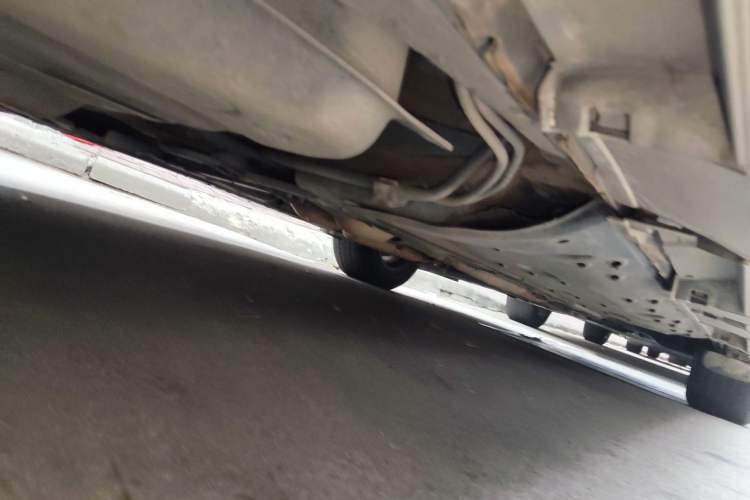 Used Toyota Reiz 2010 2.5V Fengdu Elite Edition Chassis Rear Right