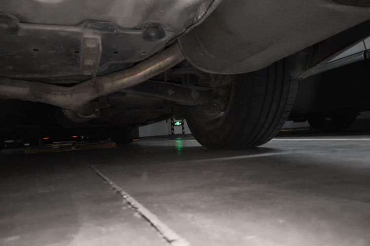 Used Toyota Reiz 2010 2.5V Fengdu Elite Edition Chassis Rear Right