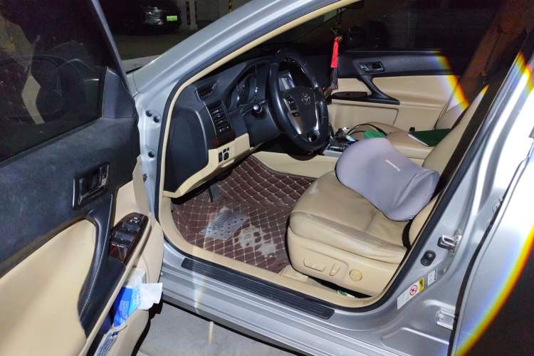Used Toyota Reiz 2010 2.5V Fengdu Elite Edition Driver Seat