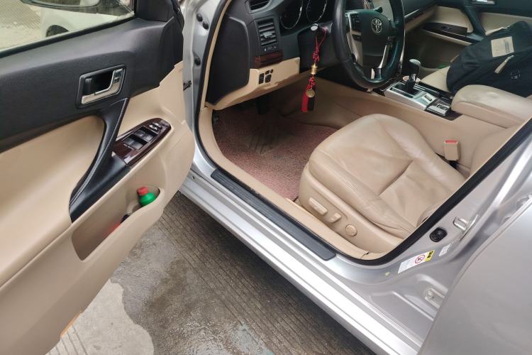 Used Toyota Reiz 2010 2.5V Fengdu Elite Edition Driver Seat