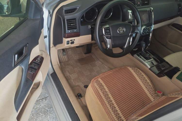 Used Toyota Reiz 2010 2.5S Fengdu Jinghua Edition Driver Seat