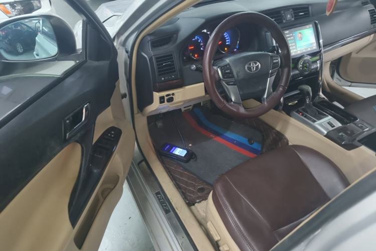 Used Toyota Reiz 2010 2.5V Fashion Elite Edition Driver Seat