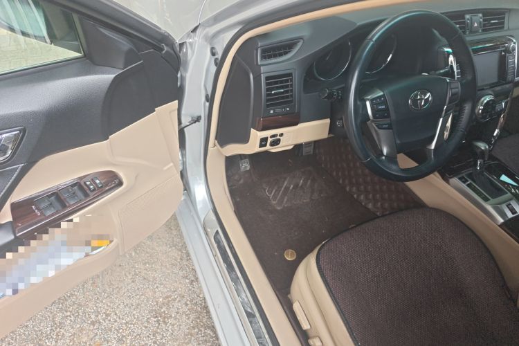 Used Toyota Reiz 2010 2.5V Fashion Elite Edition Driver Seat